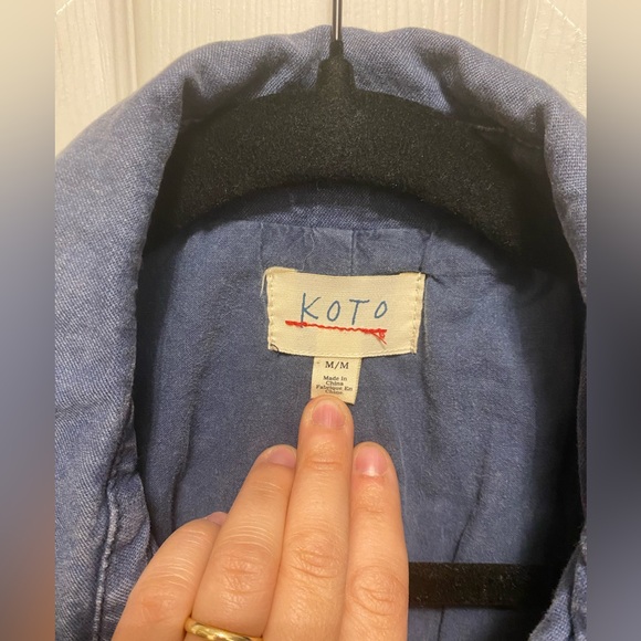 Denim jacket. Double breasted denim pea coat in size Medium. - Picture 2 of 4